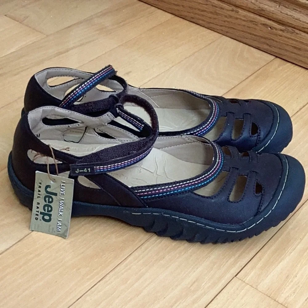 Jeep J-41 shoes, women’s size 9.5